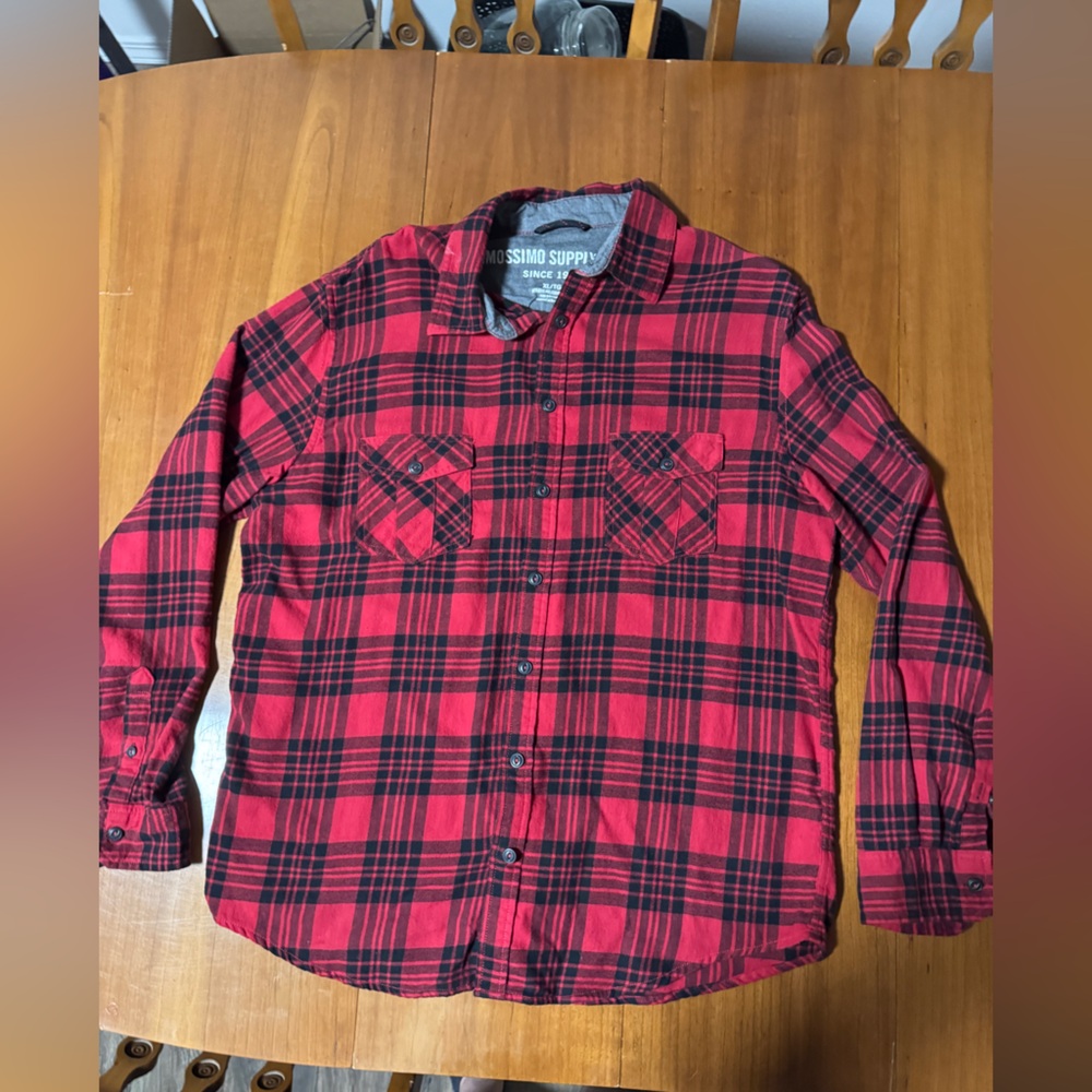 Men’s Mossimo Supply Co. Red and Black Flannel Plaid Shirt Size XL EUC